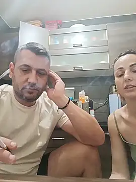 Aly-john1985's cam snapshot