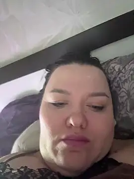 SunnyLeila2101's cam snapshot