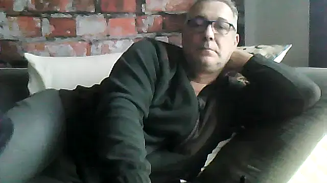 Soloyan live sex cam