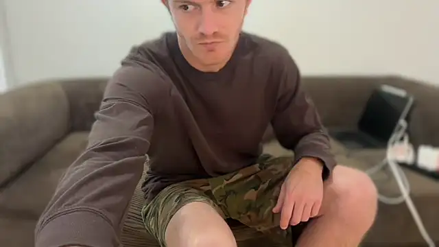 greekmythics's cam snapshot