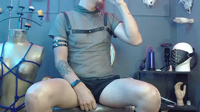 zain_kreigger's cam snapshot