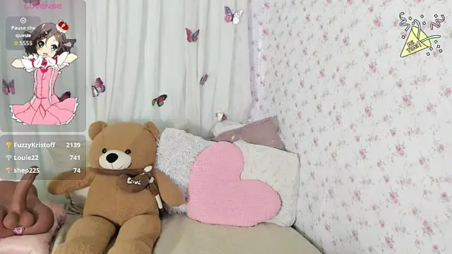 karinaEbony live sex cam