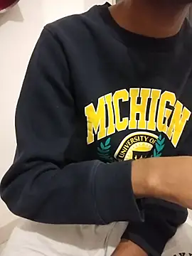 akshr1099 live sex cam