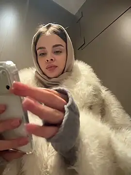 KristiRich live sex cam