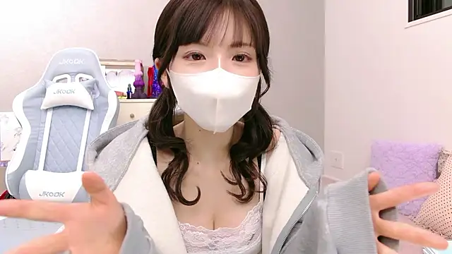 -minami-'s cam snapshot