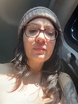 BeautifulMesss live sex cam