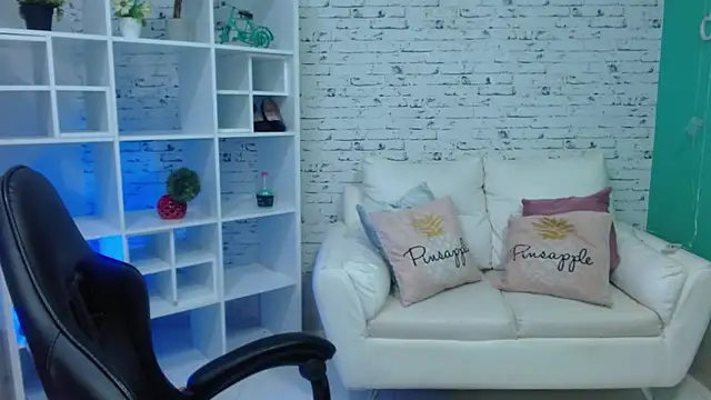 mariana_blondee live sex cam