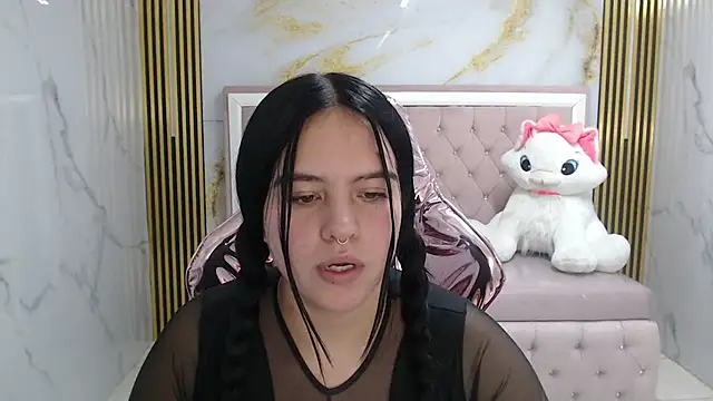 sarita_09_s's cam snapshot