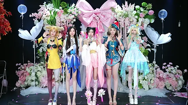 Shiny-girl7788's cam snapshot