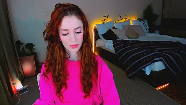 ChristinaConteeree live sex cam