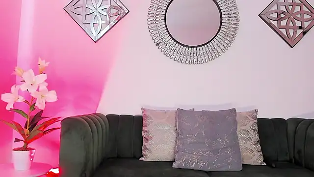 Layla_Breezee live sex cam