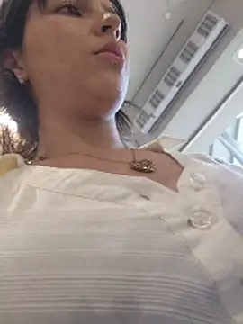 Kitty_San_xXx's cam snapshot