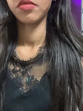 Desire_Zoya live sex cam