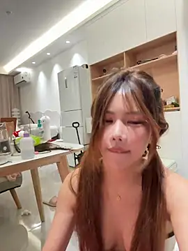 Selenaaaaa- live sex cam