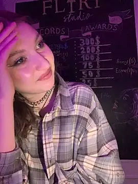 -LeilaPassion-'s cam snapshot