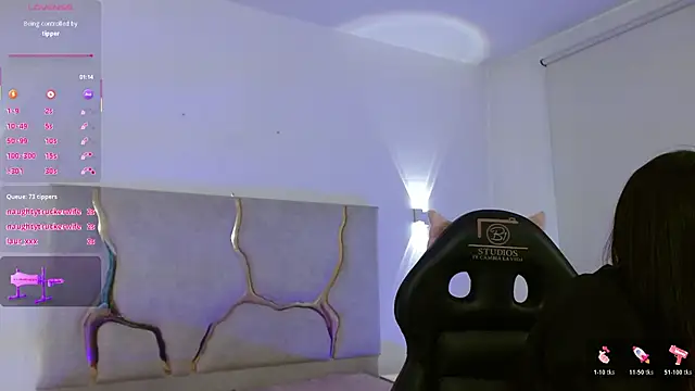 TINY_TAY's cam snapshot