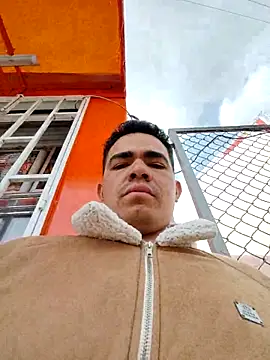 2025-DANIEL live sex cam