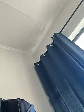 Bootyliciouse21X's cam snapshot