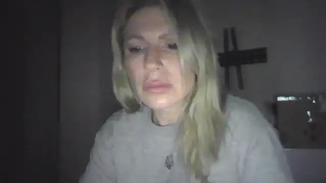 fox_red_lady7 live sex cam