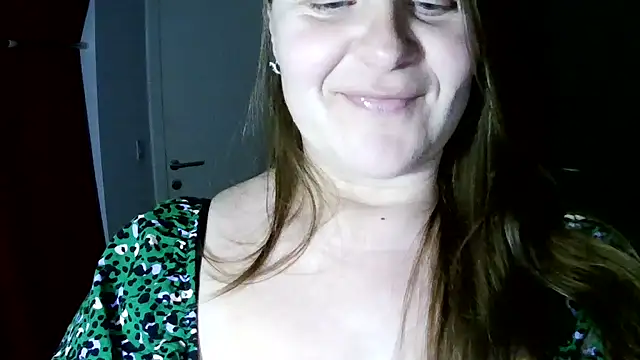 Dr_Emma's cam snapshot