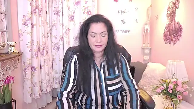 MyLovOne's cam snapshot