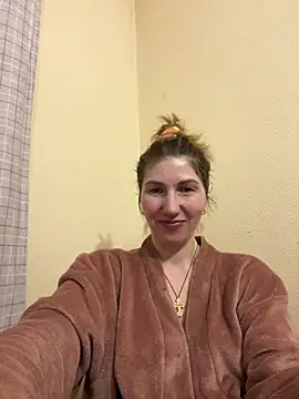 _Crystal_2's cam snapshot