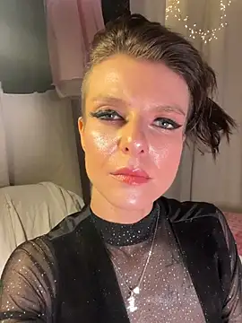 Olivia-Brooks live sex cam