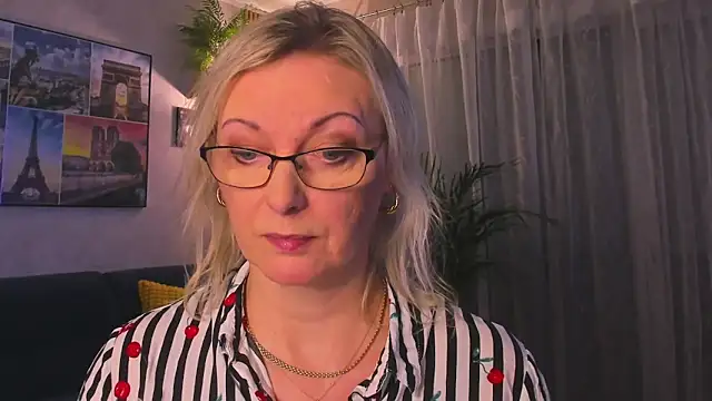 vanessa_chat's cam snapshot