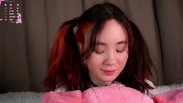 AlbertaClack's cam snapshot