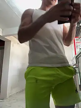 Paul22cm- live sex cam