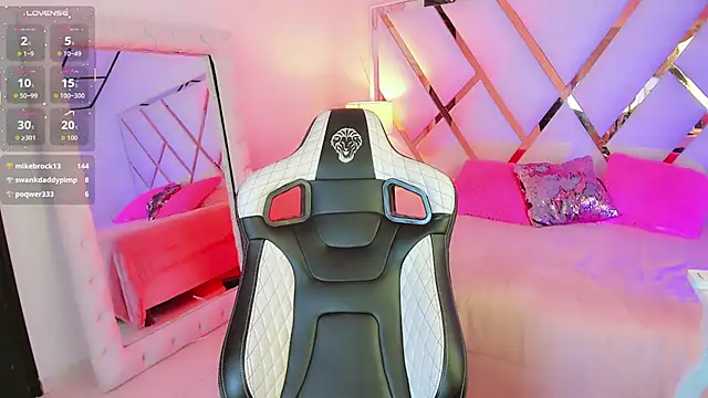 sexyykitty18 live sex cam