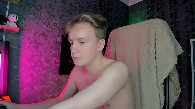 AlexxSweet live sex cam