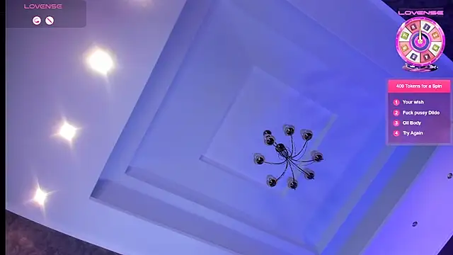 Miss_Elia's cam snapshot