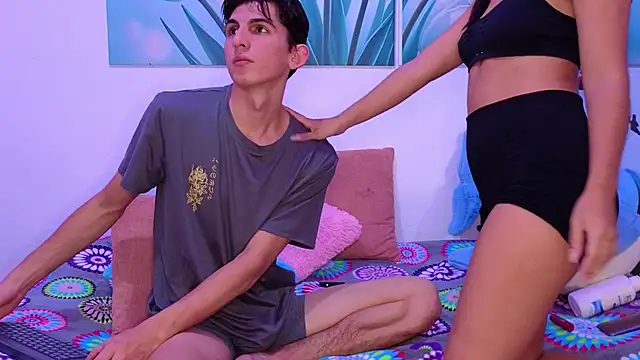 Ana_and_Leo live sex cam