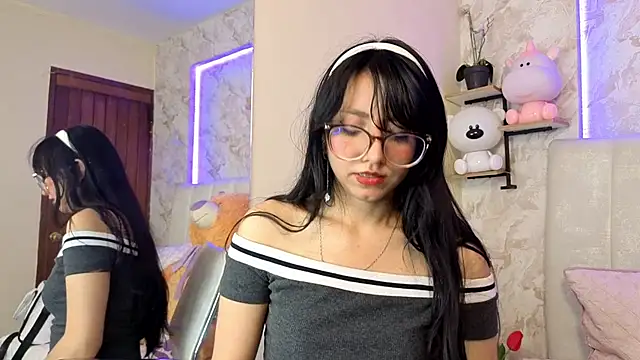 VioletxBloom's cam snapshot