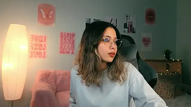 dinnerwithflowers's cam snapshot