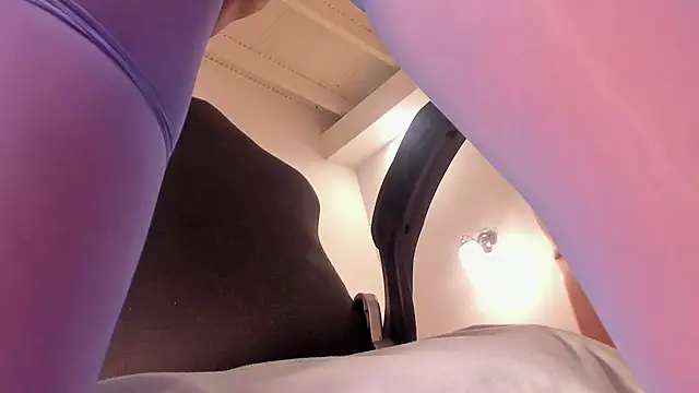 aishathornee's cam snapshot