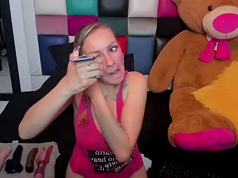 alaha_evans live sex cam