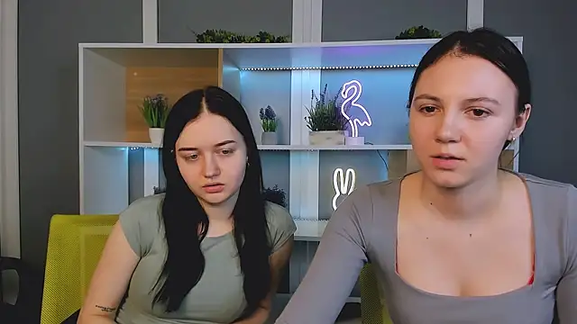 mira_vibe live sex cam