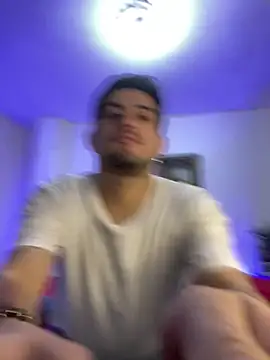 williamsmiiths16 live sex cam