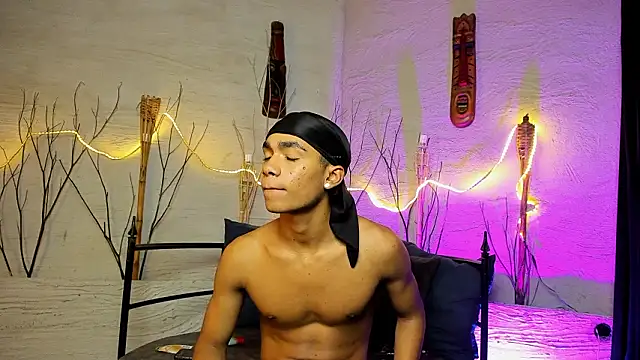 AlanCutee live sex cam