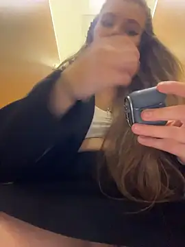 Holy_Tereza live sex cam