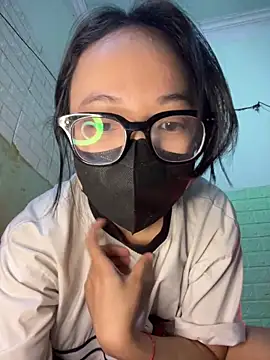 Leeeiuu live sex cam