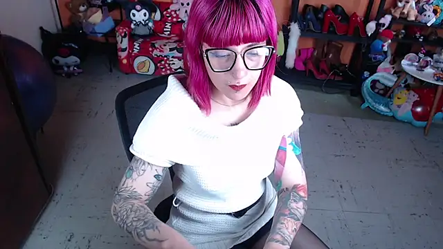 MissMiia2's cam snapshot