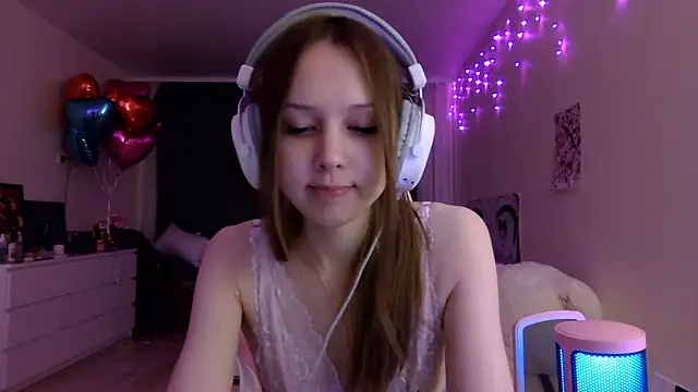 Nelly_Sweetgirl live sex cam