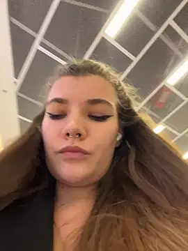 Holy_Tereza live sex cam