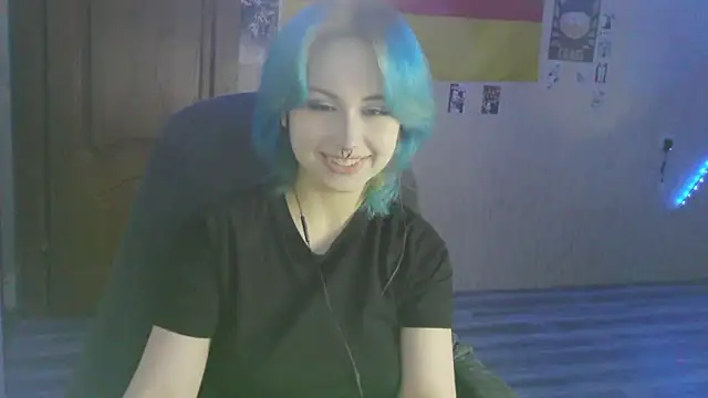 LeisaHopperstad's cam snapshot