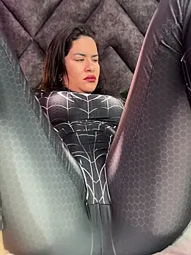 Zafira_Alabi's cam snapshot