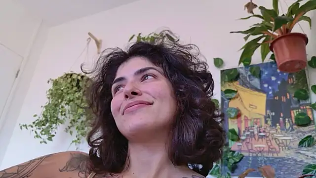 TaliMajesty's cam snapshot