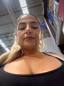 sammyqueenx21 live sex cam